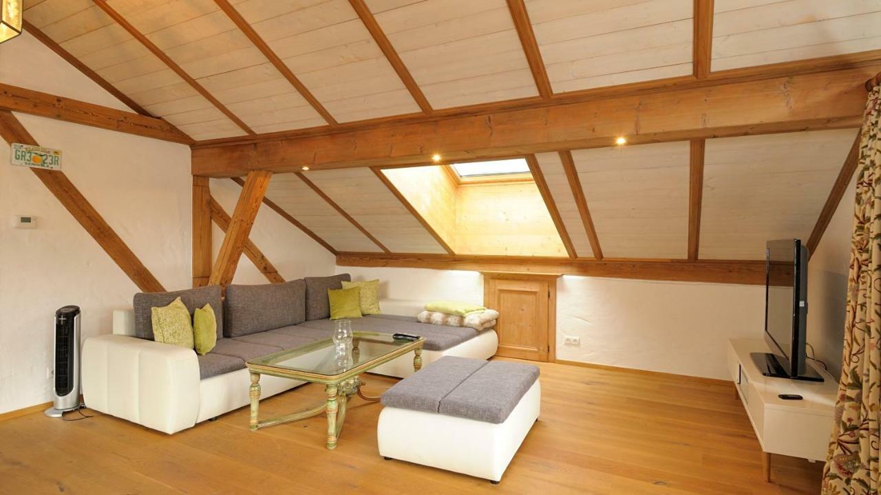 Appartement Kitzbuehel Mit Dachterrasse Bagian luar foto